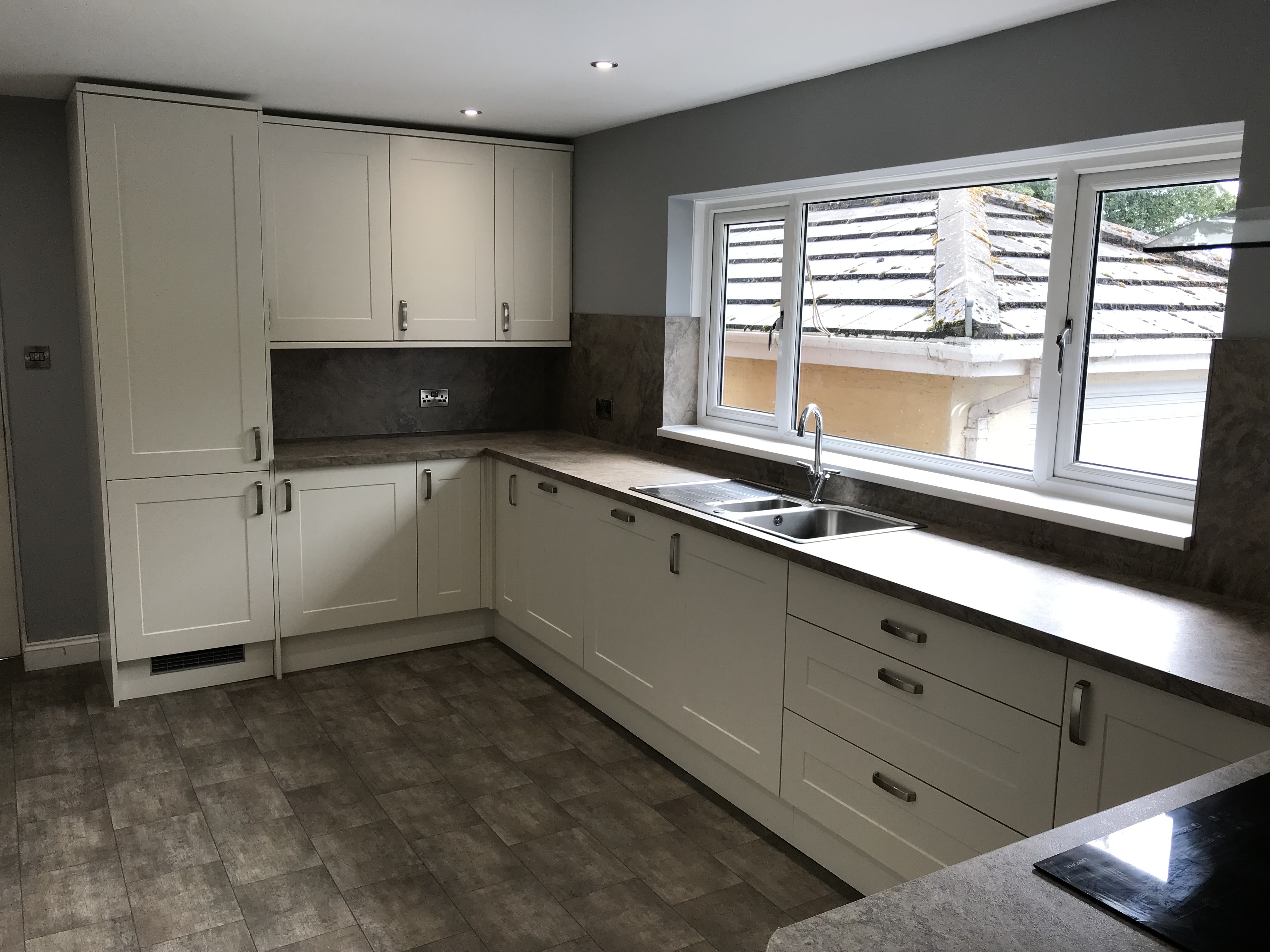 Torquay Kitchen Fitter | Carpenter & Joiner - Meet Alex | Bespoke ...